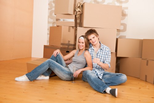 Kentish Town removals van for flats and small home moves