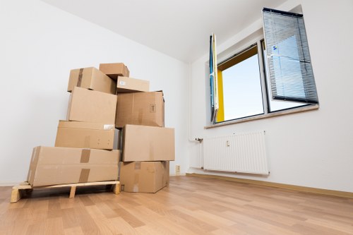 Home moving services for Kentish Town households with local access planning